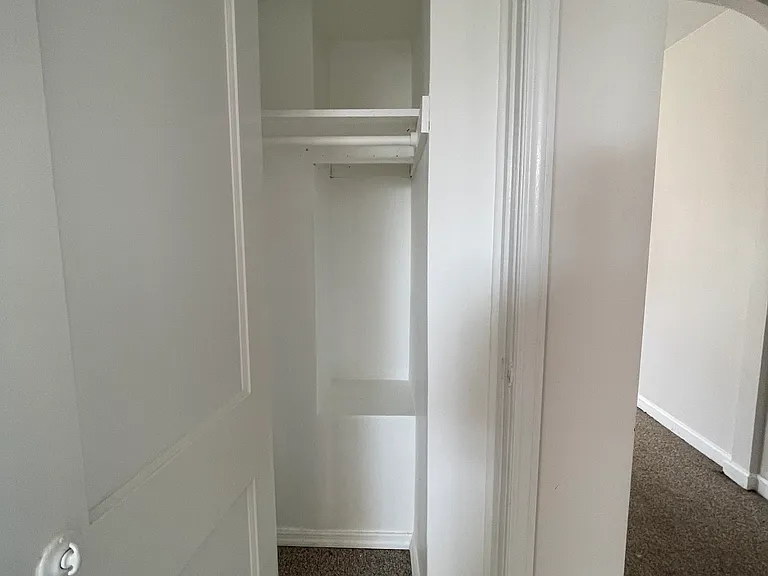 4241 Aldine St #1 — Photo 8