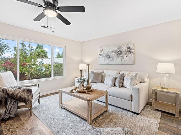 5th image of 1300 Meadow Ct