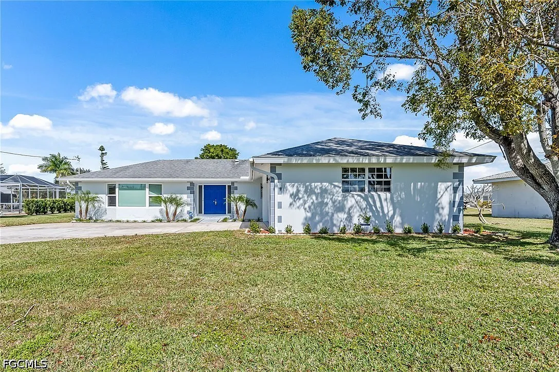 3 bed, 2.0 bath, 1648 sqft, $3,300 — Photo 2