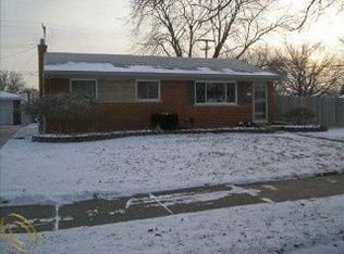 6408 Dillon St, Garden City, MI 48135