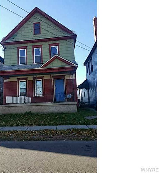 1st image of 250 Sobieski St