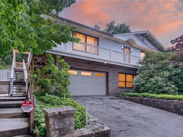 34 W Water St, Lansford, PA 18232