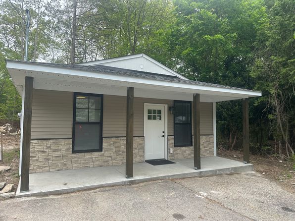 388C Douglas Pike #C