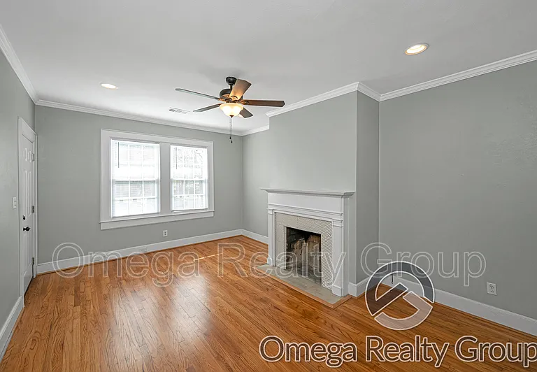1347 Felder Ave — Photo 2
