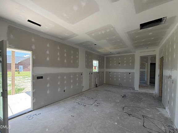 4th image of 301 Hudson Village Dr #66