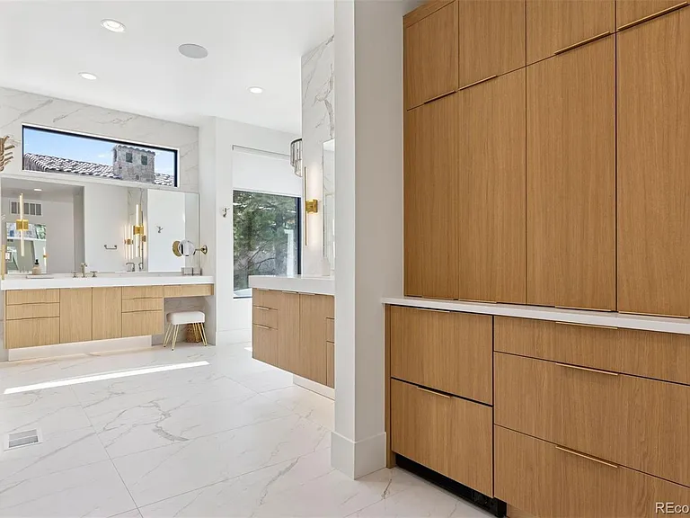7705 Dante Dr #L — Photo 19