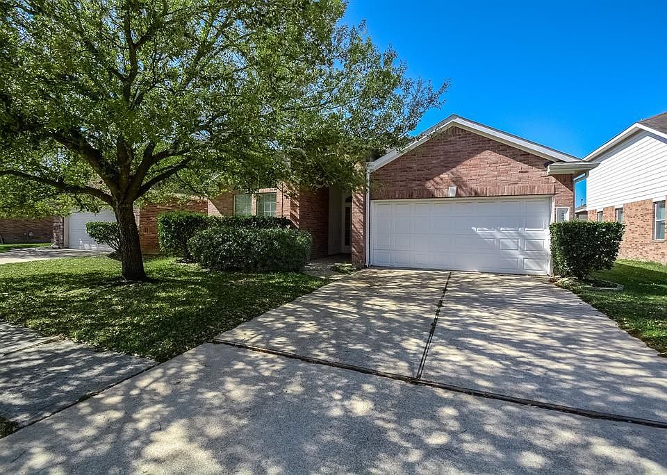 1st image of 20943 Kirkland Woods Dr
