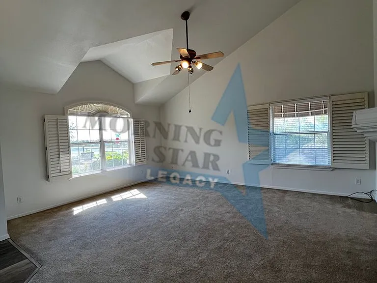 703 City View Dr — Photo 16