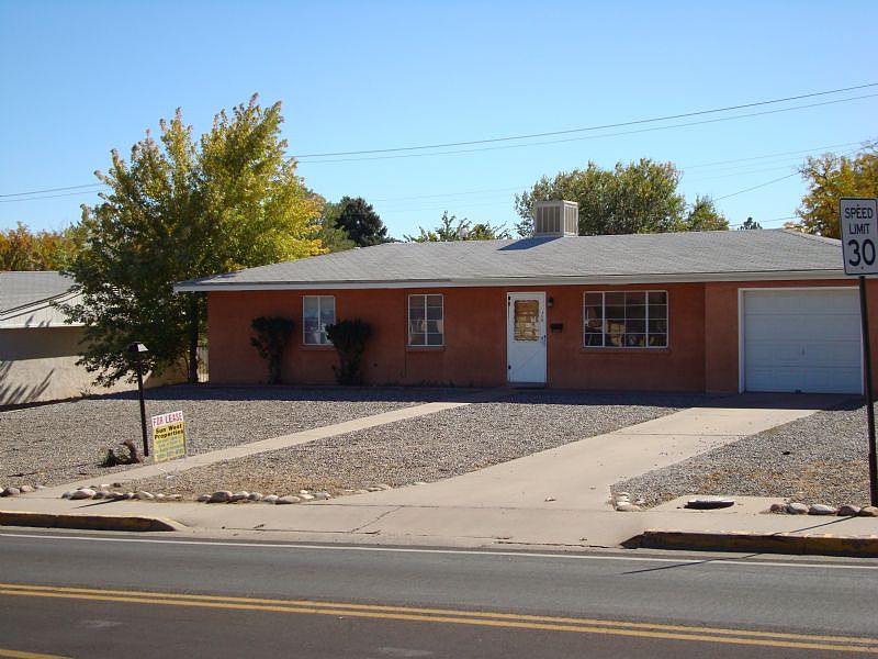 1st image of 409 W 30th St