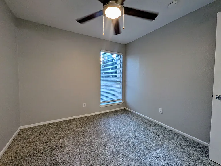 Grove at Northwest Hills — Photo 186