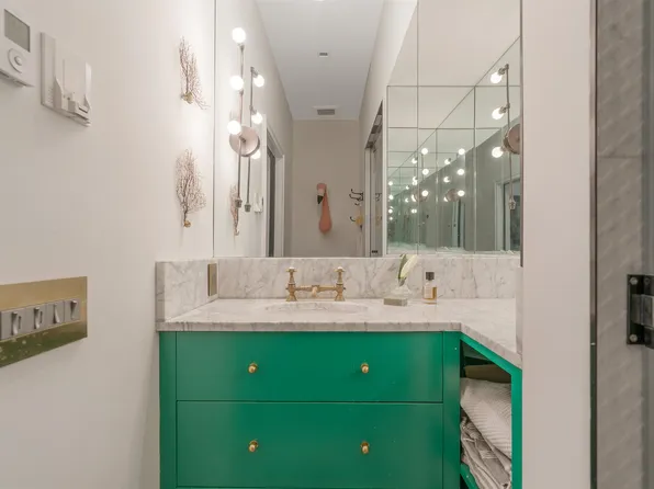 457 West 22nd Street image 18 of 45