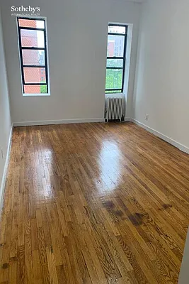 Rented by Sotheby's International Realty | media 10