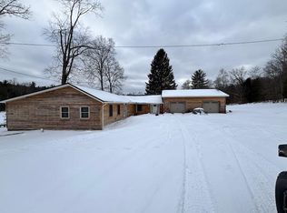 1216 Lakeview Dr, Strattanville, PA 16258