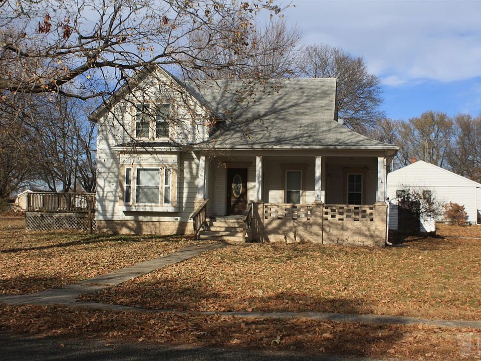 611 Clay St, Farragut, IA 51639 | Zillow