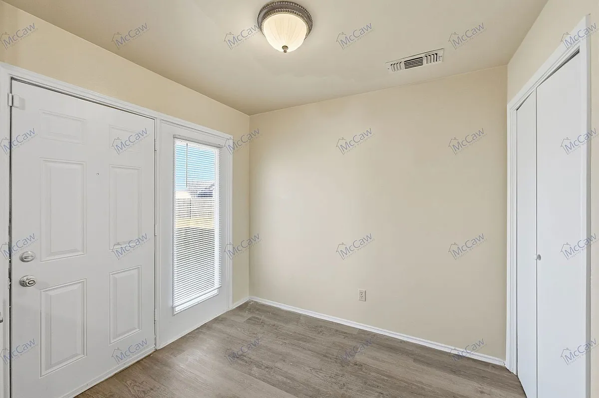 Building Photo - 911 Wellridge Dr