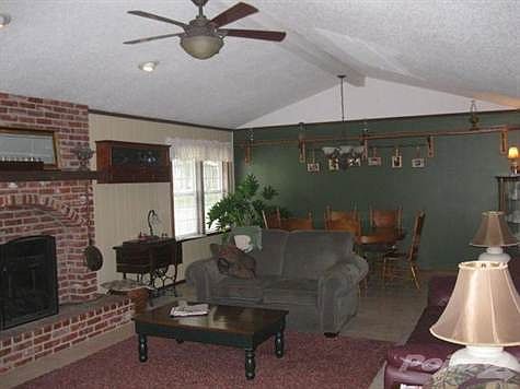 Living Area & Formal Dining