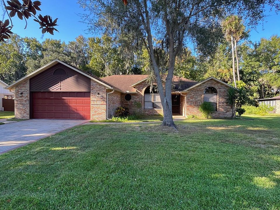 1st image of 527 Sandy Oaks Blvd