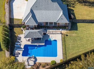 6463 Spring Creek Dr, Guntersville, AL 35976