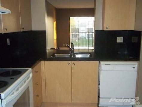 4th image of 9044 NW 28th Dr APT 3301