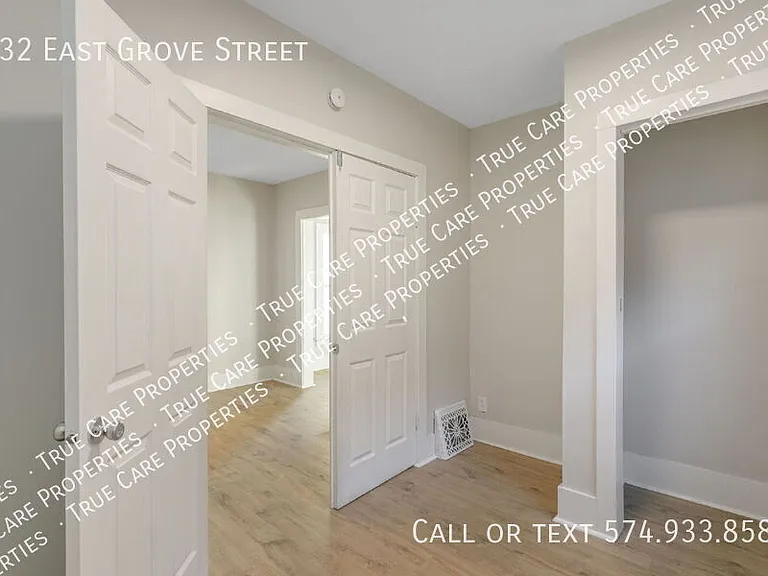 232 E Grove St — Photo 10