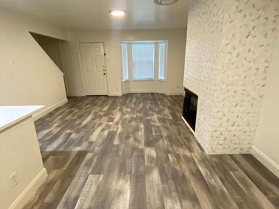 2nd image of 8750 Park Ln APT 142