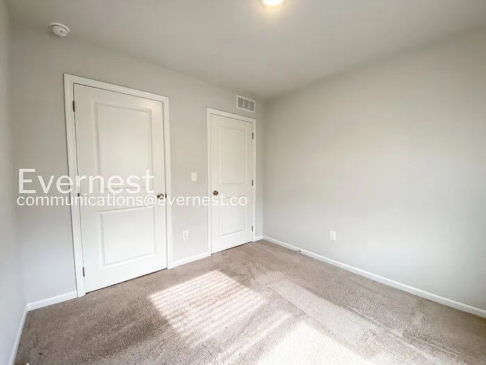 4107 Olive St — Photo 15