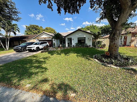 2nd image of 3923 NW 69th Ter