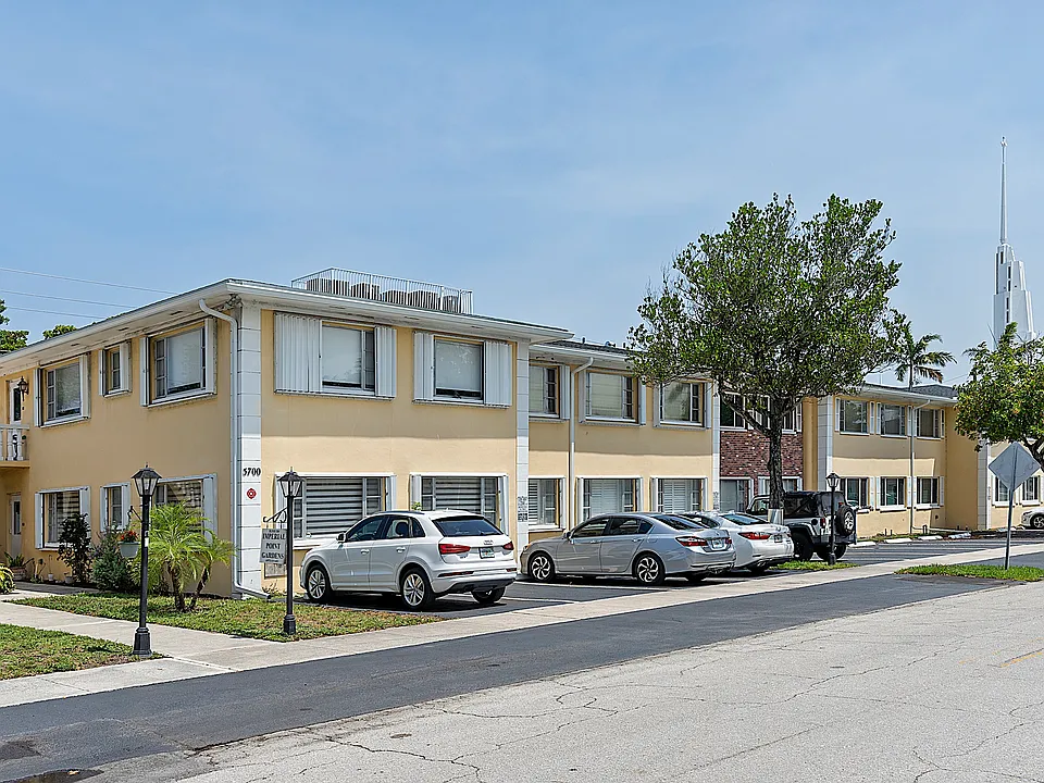 5700 NE 22nd Way #323