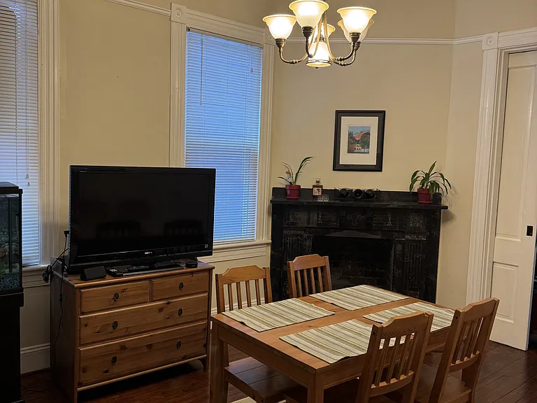 TC411 Dinwiddie Street — Photo 6