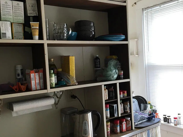 624 N Linn St #1A — Photo 4