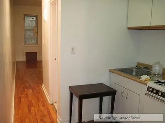 Rented by Sovereign Associates | media 10