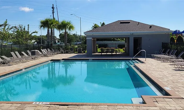 2127 Brillante Dr — Photo 23