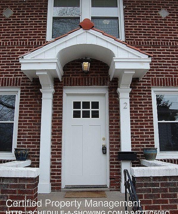 1st image of 3415 Burt St APT 3
