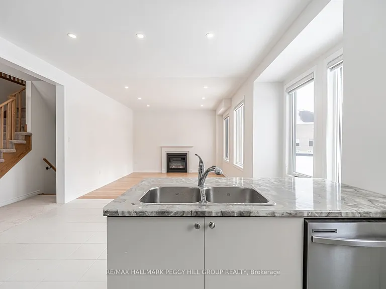 17 Turley Way — Photo 5