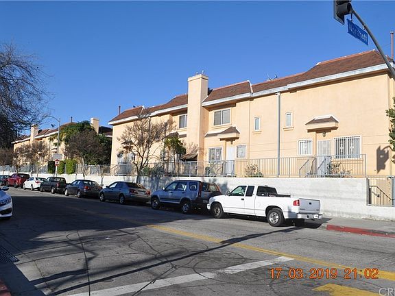 3rd image of 15061 Nordhoff St Unit 108
