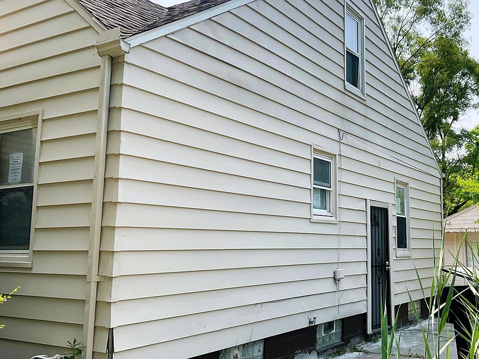 1st image of 15858 Rossini Dr
