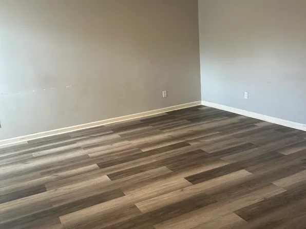 1094 Cedar St, Loxley, AL