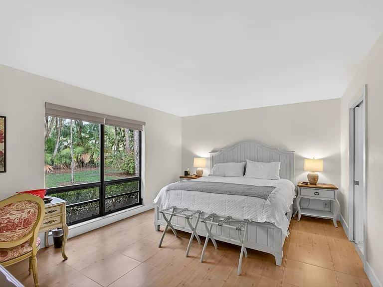 611 Brackenwood Cv — Photo 18