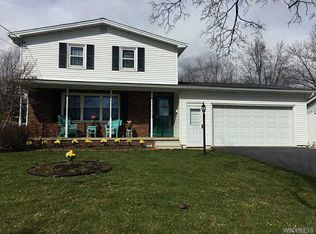 45 Carolina Ave, Lockport, NY 14094