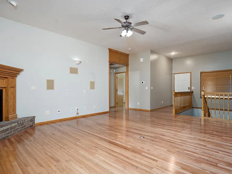 2062 W Willow Lakes Cv — Photo 18