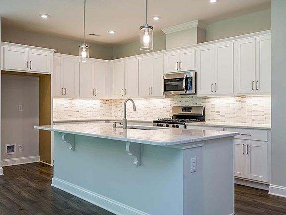 The Stonehurst - Kitchen