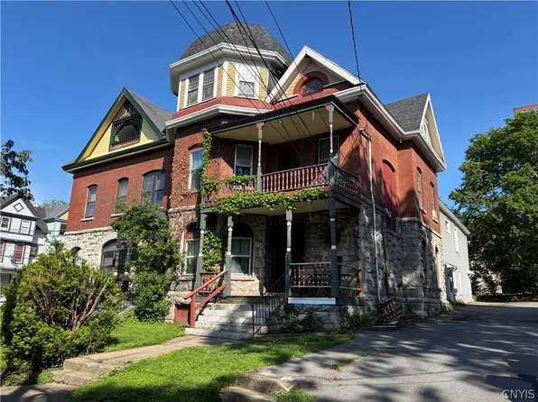 203 Green St, Syracuse, NY 13203