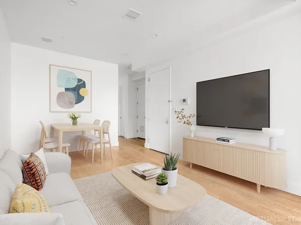 935 Lafayette Avenue image 1 of 7