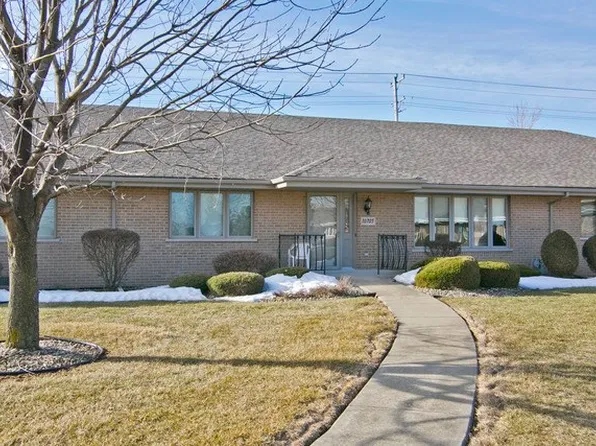 10705 Rachel Ln #8, Orland Park, IL 60467