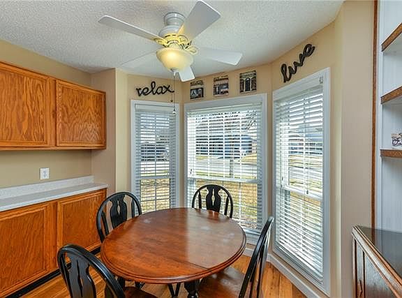 3rd image of 6929 Quail Meadow Dr