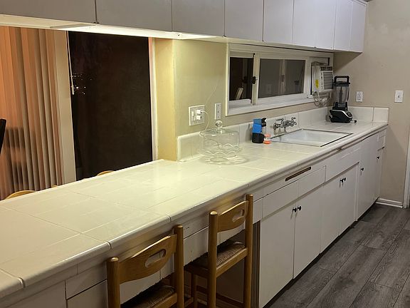 Large Kitchen with loads of storage and counter space