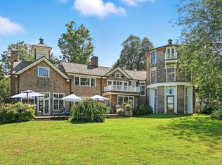 11 Carriage House Road, Waccabuc, NY