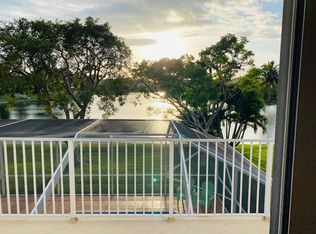 600 SW 198th Ter, Hollywood, FL 33029