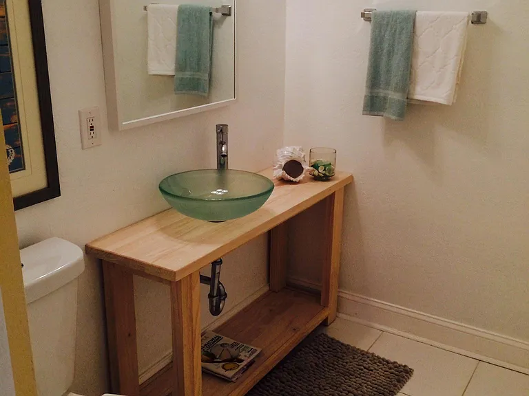 3520 W Rogers Ave — Photo 3