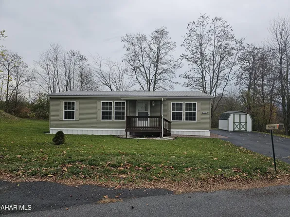 240 Elcona St, Duncansville, PA 16635